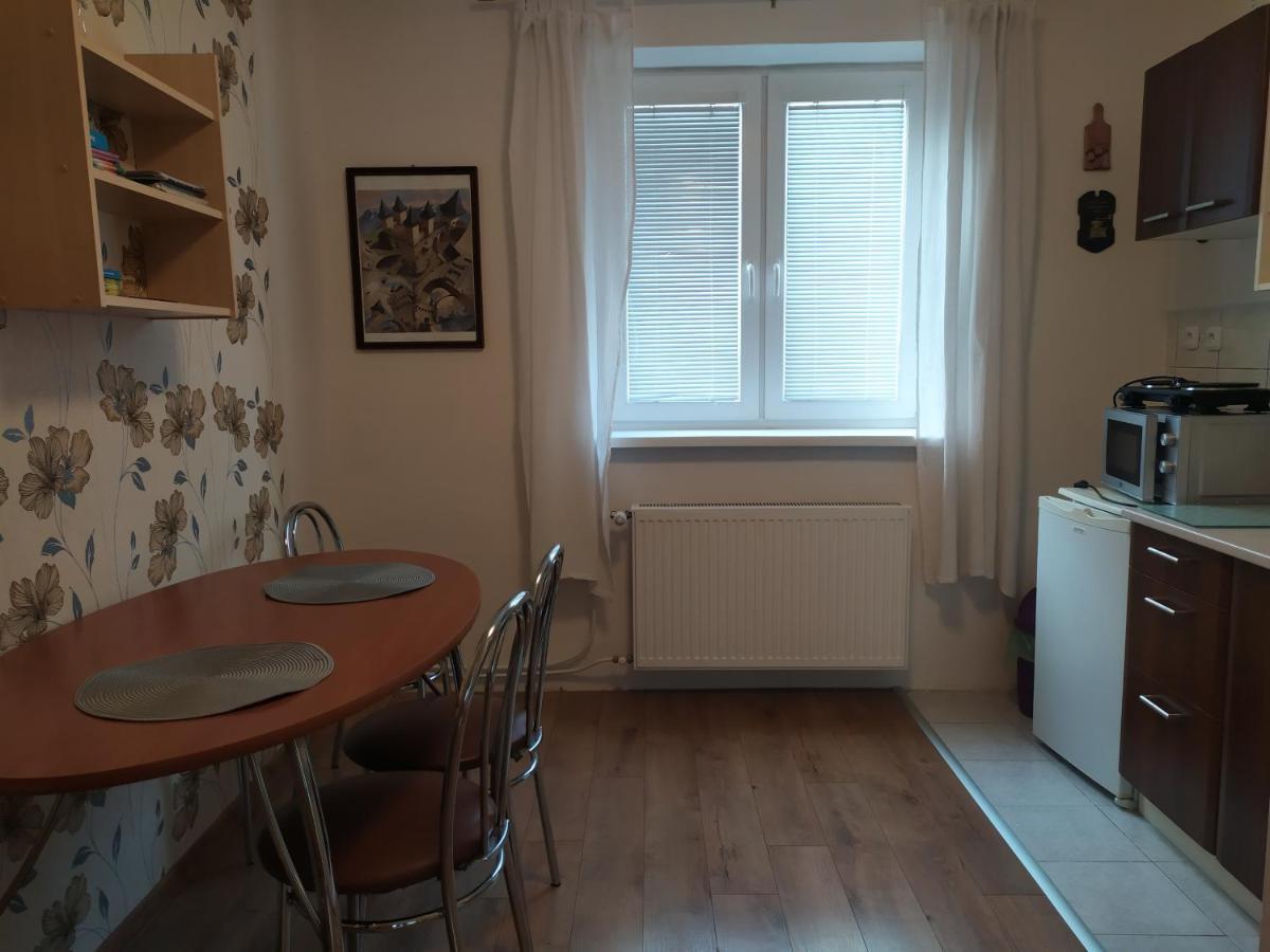 Begonia-Dom S Jednou Spalnou Bešeňová Eksteriør bilde