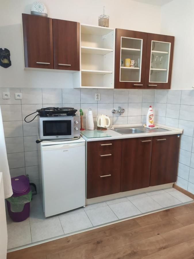 Begonia-Dom S Jednou Spalnou Bešeňová Eksteriør bilde